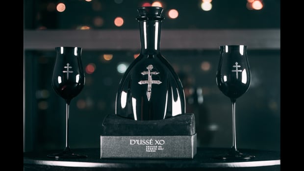 Limited Edition D'USSE XO & Riedel Glass Set