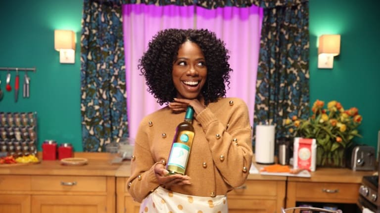 Yvonne Orji and the Sleigh Team Are ‘Sleighin’ the Holidays’