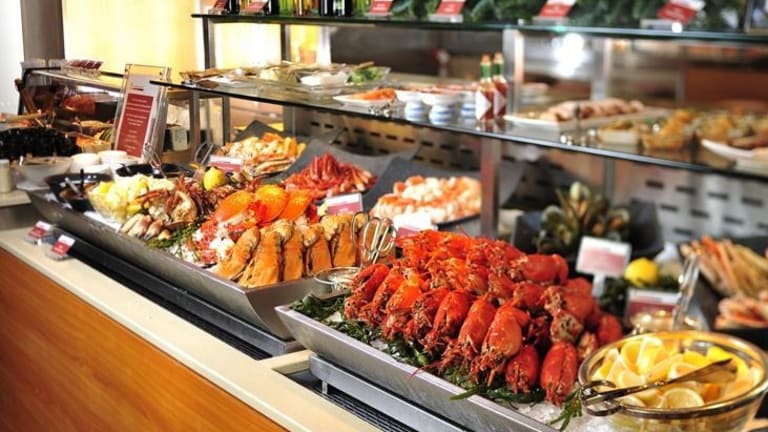 3 Buffet Foods to Avoid on Your Cruise
