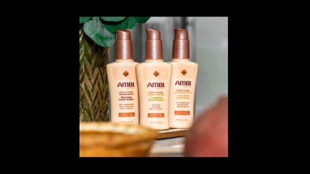AMBI Even & Clear Facial Cleanser Collection