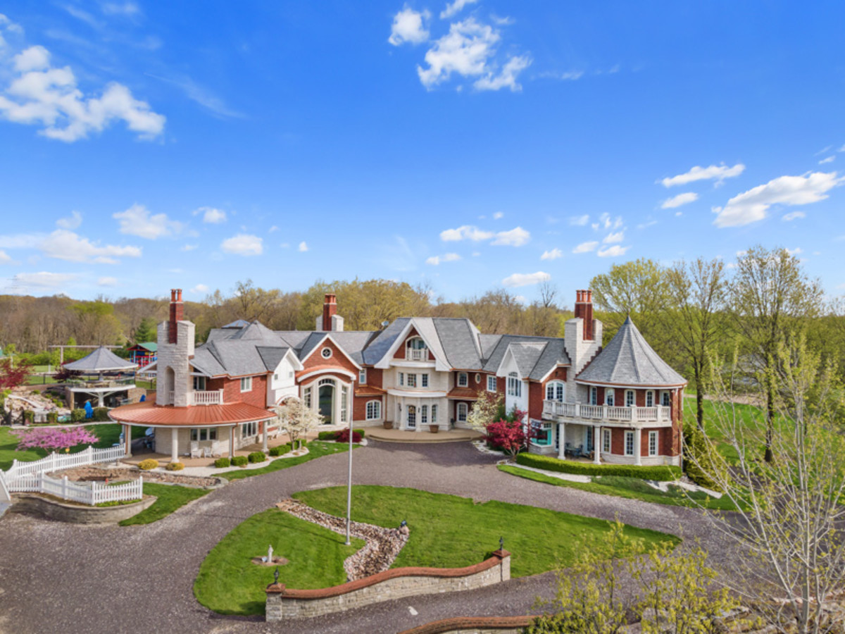 America's most entertaining mansion in Wentzville, MO