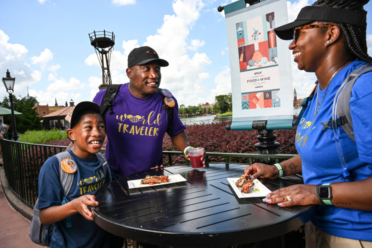 Foodies enjoy the fare during the EPCOT International Food & Wine Festival.